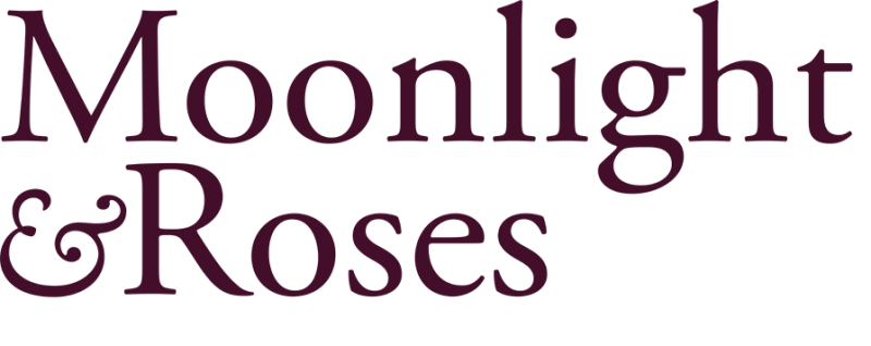 Text: Moonlight & Roses